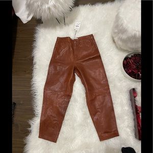 Zara 100% leather cropped pants